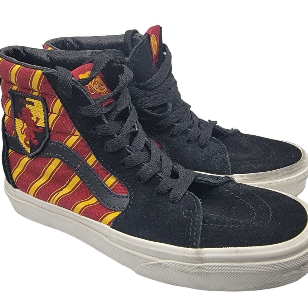 VANS X Harry Potter Gryffindor sk8 sneakers size women’s 7.5